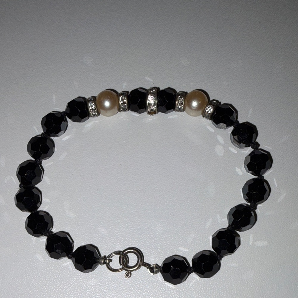 Elegant Black and Silver Beaded Bracelet